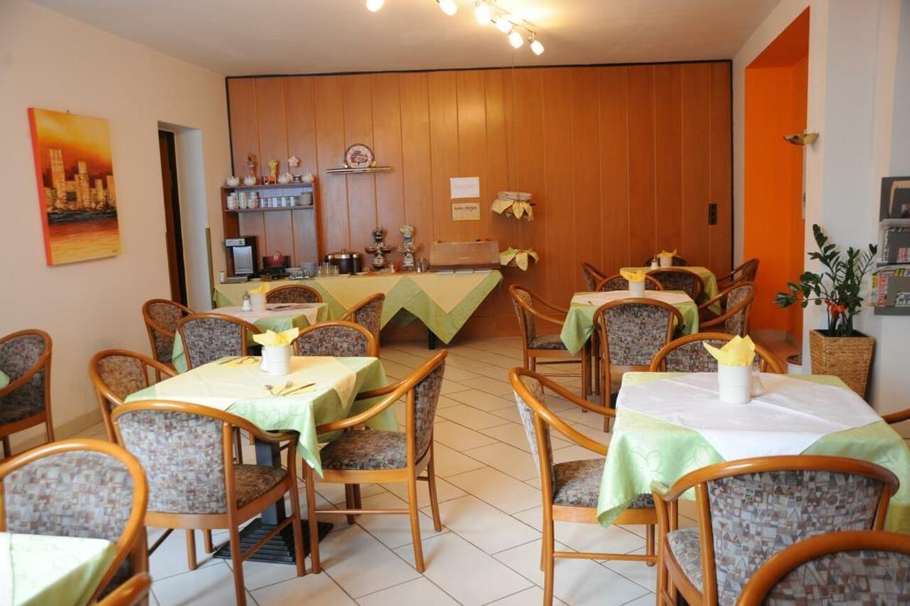 Pension Erlaa Wien Ngoại thất bức ảnh